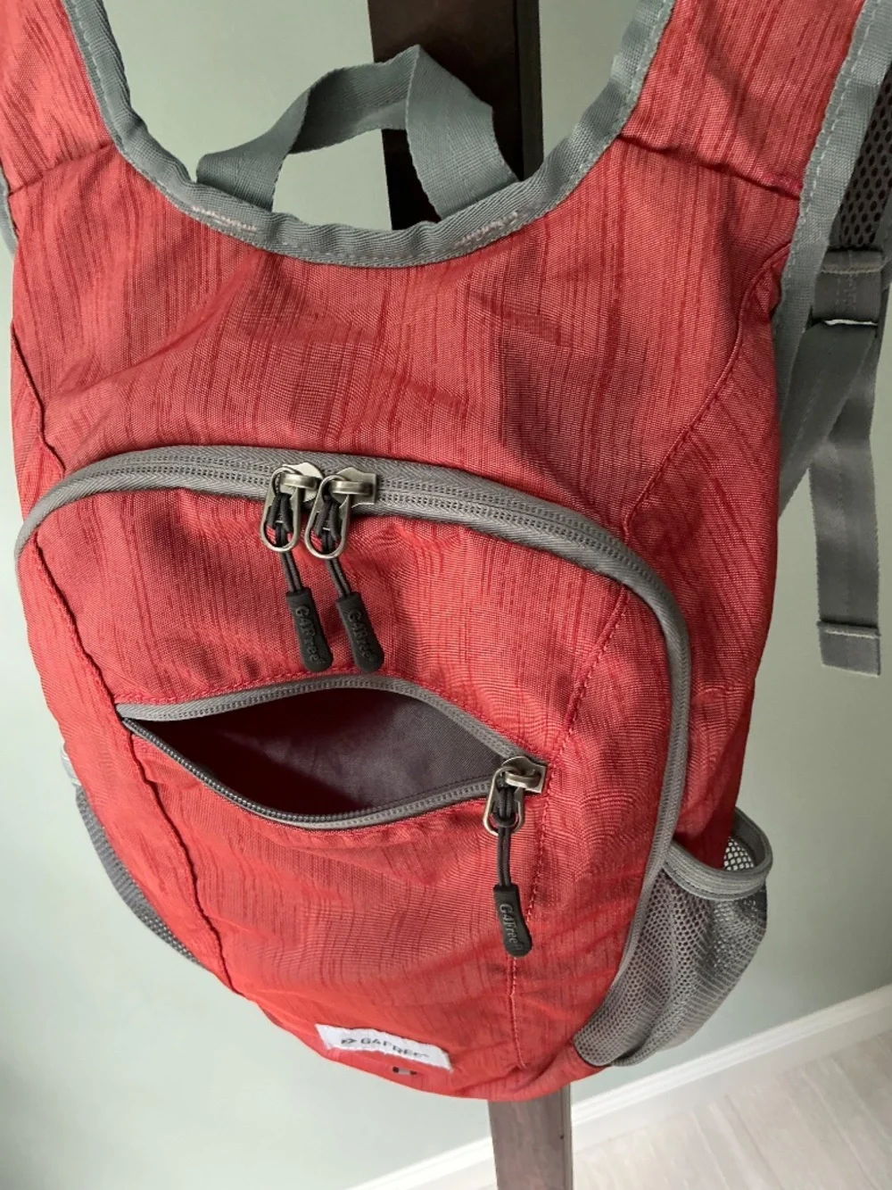 G4Free 10L Lightweight Packable Hiking Daypack Backpack Lotus Red EUC